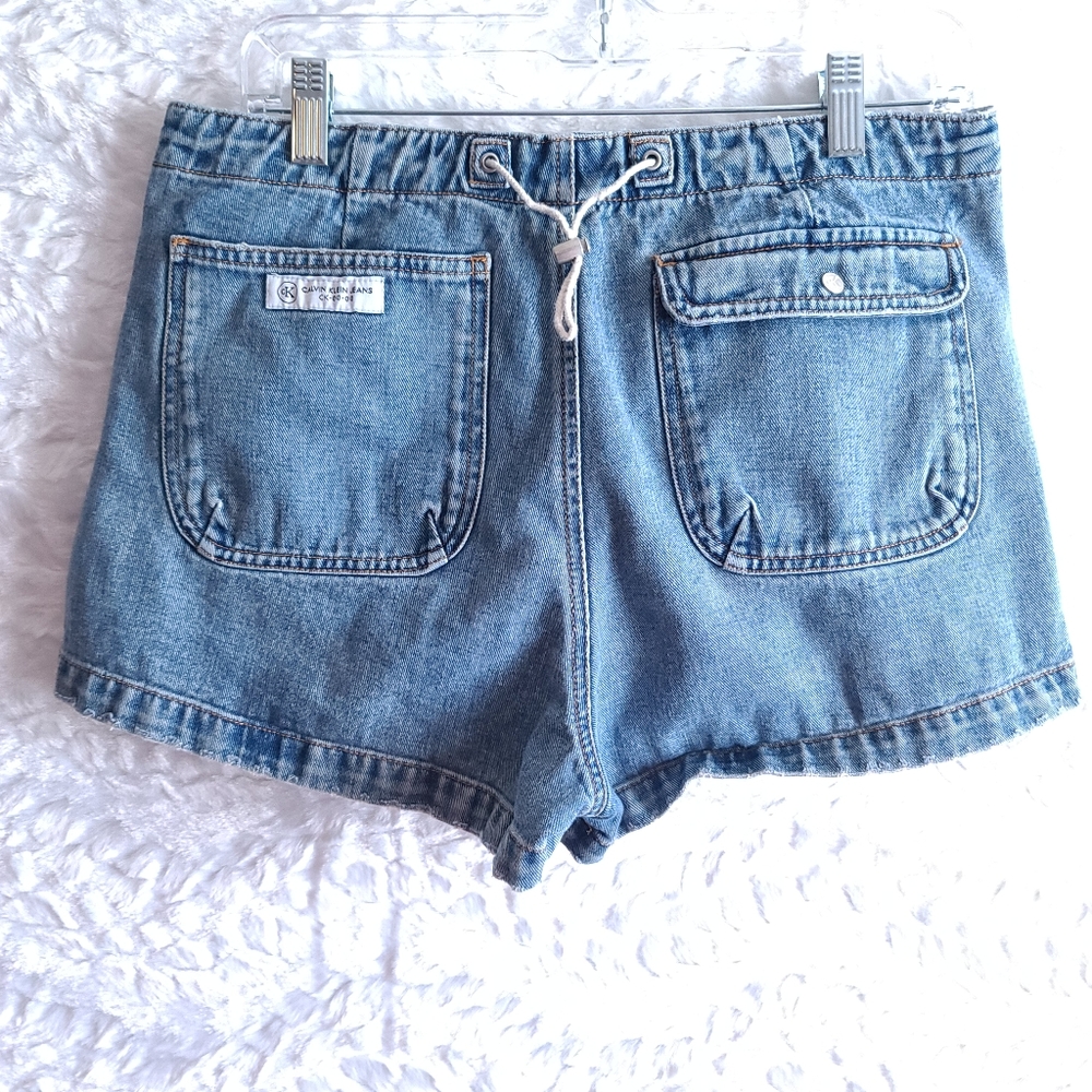 Calvin Klein Jean Shorts Size 13 - Picture 2 of 3